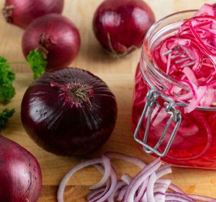 The Benefits And Drawbacks Of Red Onions